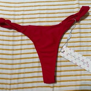 BoutineLa red twist thong bikini bottom